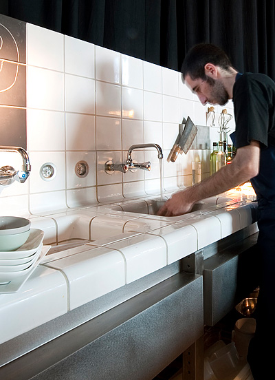 Peter van der Jagt, Erik Jan Kwakkel & Arnout Visser, DTILE Kitchen (photo Ruud Balk)