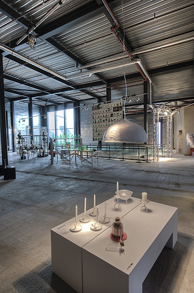 Wieland Vogel, Al-foils Lamp, Bowl & Candleholder / Sander Lucas & Maarten Baptist, Candleholder Special Edition / Maarten Baptist, Double Dip Slow Cooker (photo Ruud Balk)
